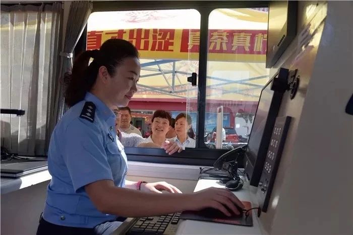 警务服务零距离 便民春风暖民心｜森源鸿马移动警务室打造移动民生警务驿站(图10)
