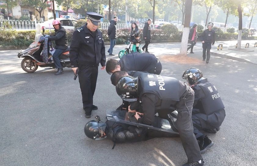 岁末实战砺精兵，城市快警护平安 ——衡阳 “城市快警”开展拉动演练(图2)