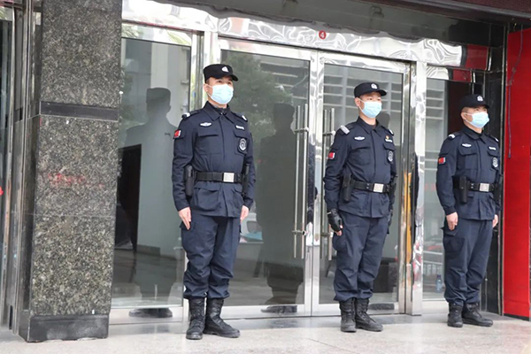 澧县公安护航“两会” 全面做好安保工作(图8) 澧县公安护航“两会” 全面做好安保工作(图8)