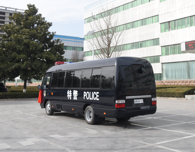 广东东莞市采购运兵车(图3)
