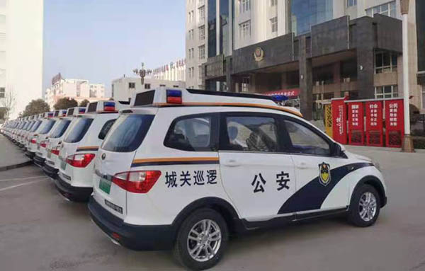 安阳内黄县公安局举行“一村一警”电动巡逻车发放仪式(图4)