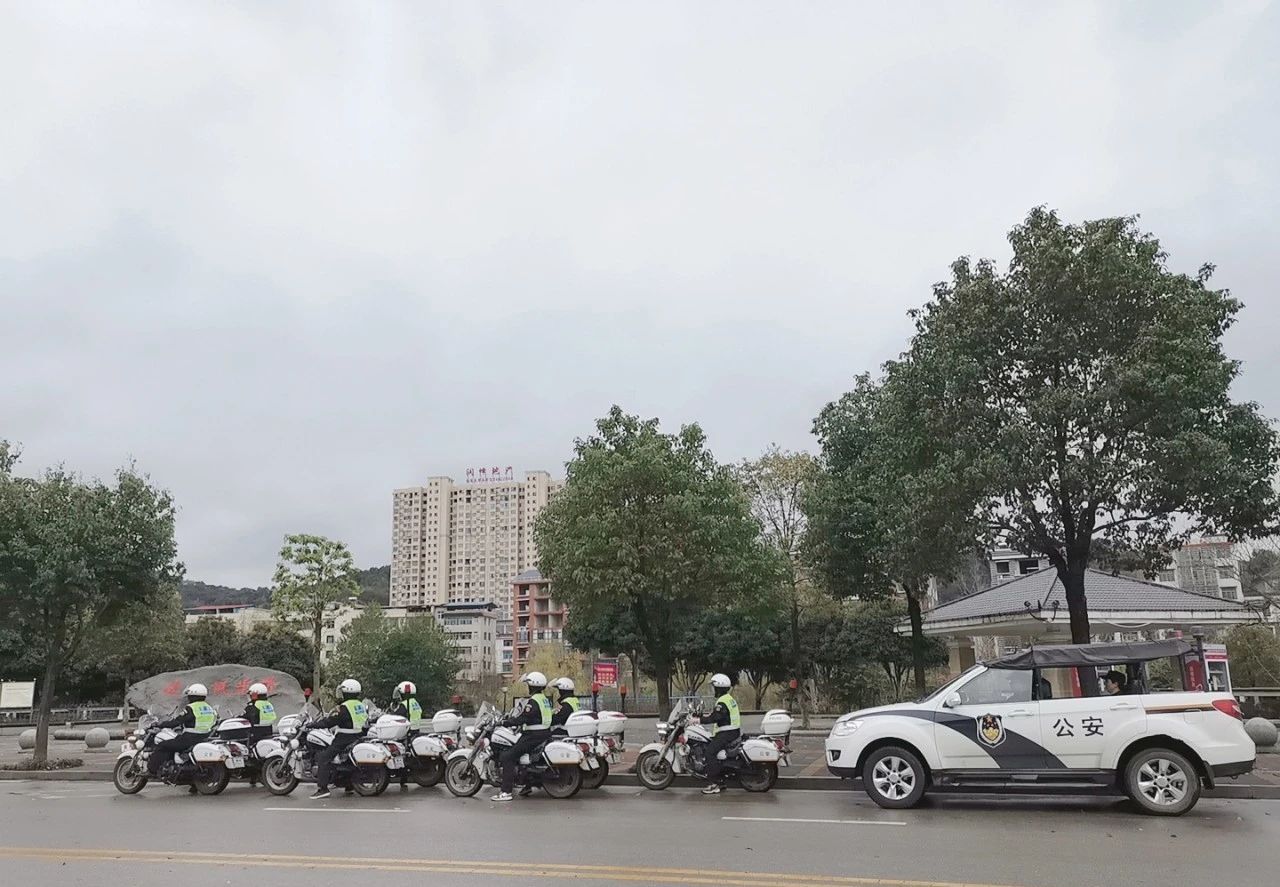 元宵节,在涟源城区遇上城市快警(图4) 元宵节,在涟源城区遇上城市快警(图4)
