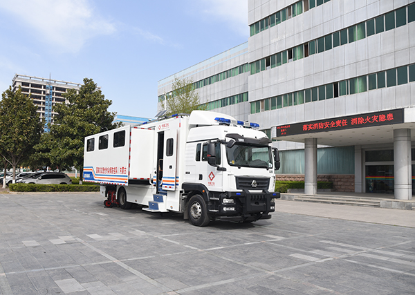 森源鸿马医疗宿营车——移动的多功能宿舍(图2)
