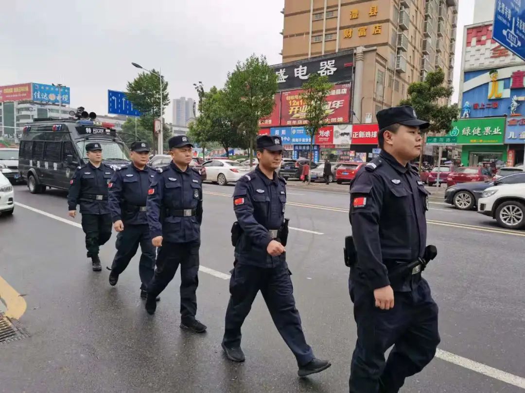 清明假期,澧县警方如约坚守!(图4) 清明假期,澧县警方如约坚守!(图4)
