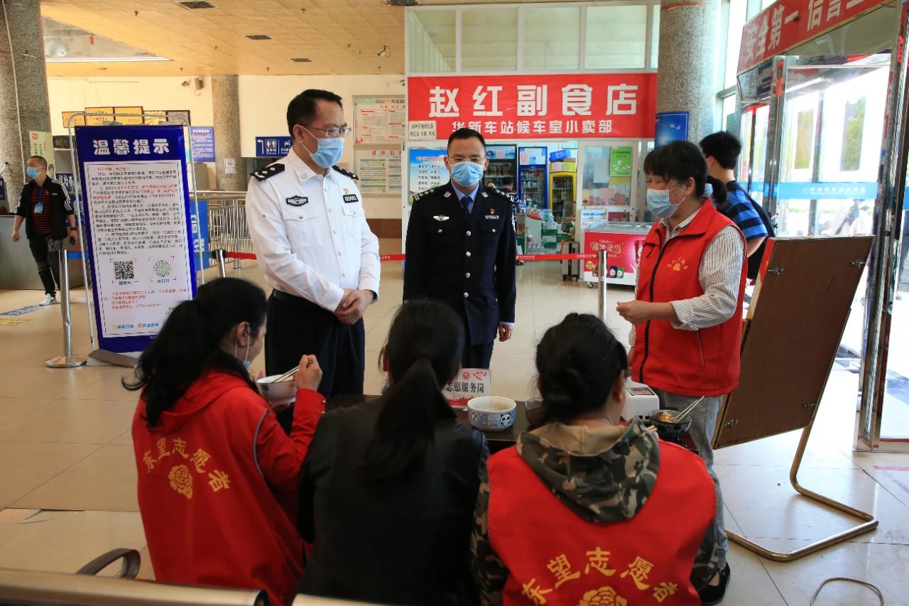 “五一”假期衡阳社会面平安有序(图3) “五一”假期衡阳社会面平安有序(图3)
