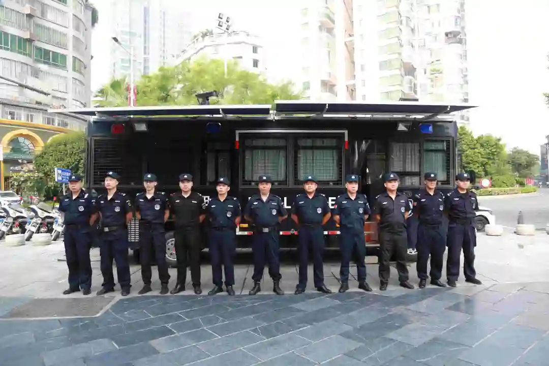 “五一”假期衡阳社会面平安有序(图12) “五一”假期衡阳社会面平安有序(图12)