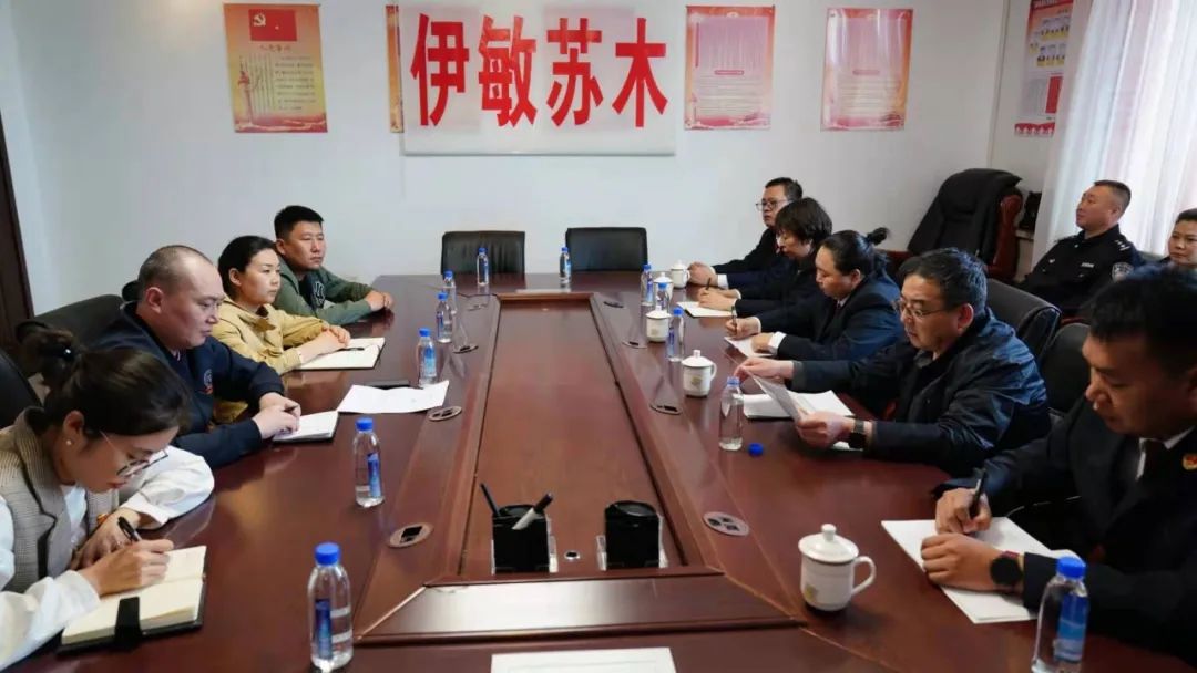 鄂温克旗人民检察院开展党史学习教育“我为群众办实事”三问实践活动(图2) 鄂温克旗人民检察院开展党史学习教育“我为群众办实事”三问实践活动(图2)
