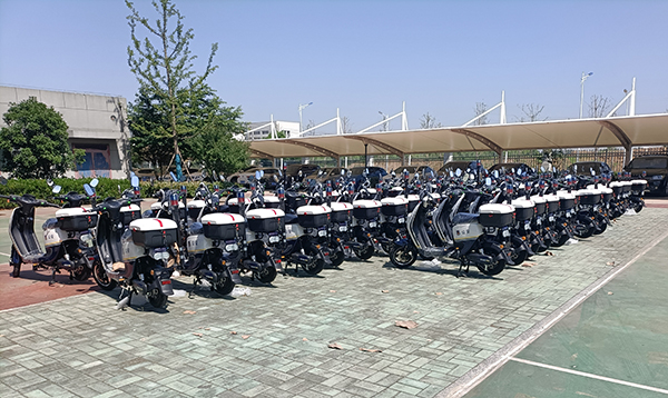 安徽固镇县电动两轮巡逻车上岗(图3)