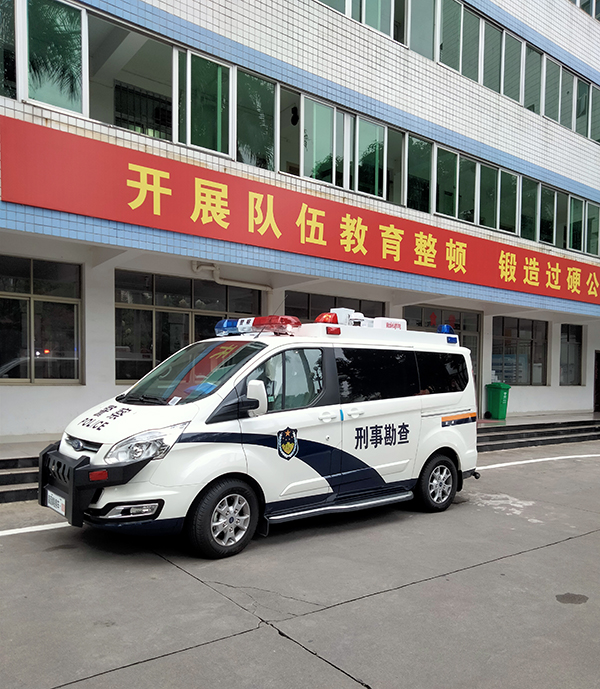 福建南安市刑事勘查车上岗(图1)