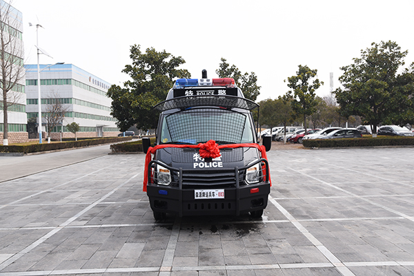 特巡警轻骑——森源鸿马防暴巡逻车(图1) 特巡警轻骑——森源鸿马防暴巡逻车(图1)