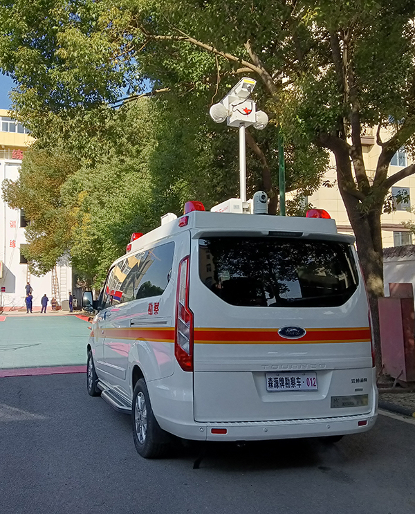 安徽临泉喜迎新装备—森源鸿马消防勘察车(图3)