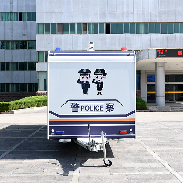 机动化警务室(图1) 机动化警务室(图1)