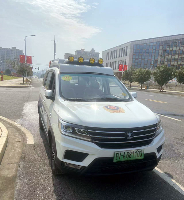 江西吉安市电动执法车上岗||让基层执法工作“跑起来”(图2) 江西吉安市电动执法车上岗||让基层执法工作“跑起来”(图2)