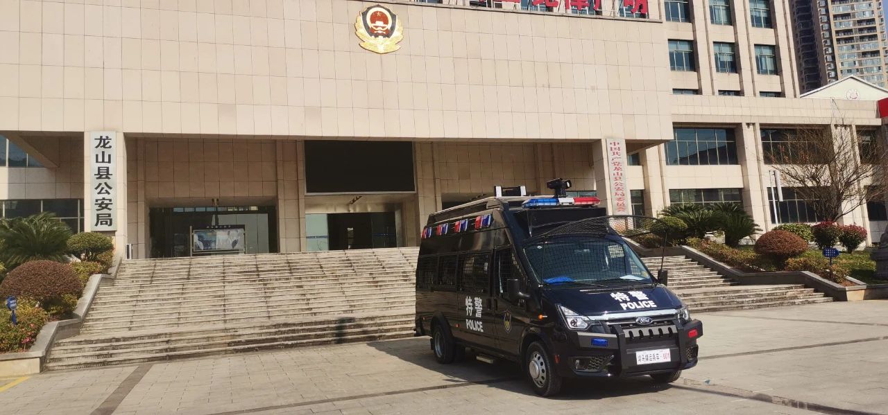 湖南防暴运兵车列装(图2)
