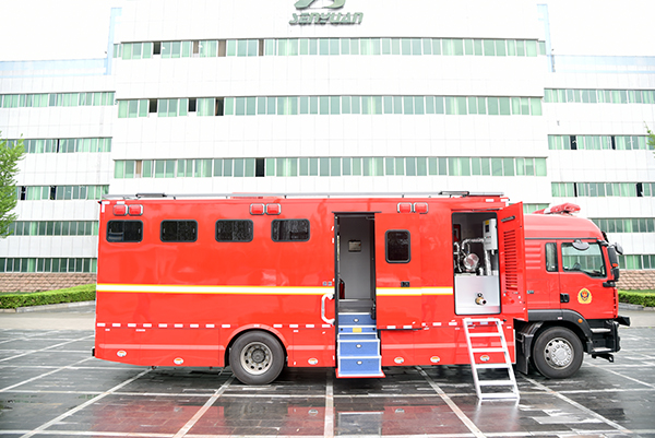 森源鸿马多功能盥洗车||后勤保障无忧(图4) 森源鸿马多功能盥洗车||后勤保障无忧(图4)